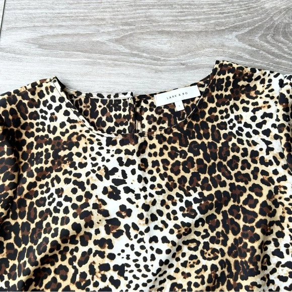 Lark & Ro Leopard Chiffon Blouse Made in USA - Picture 6 of 14